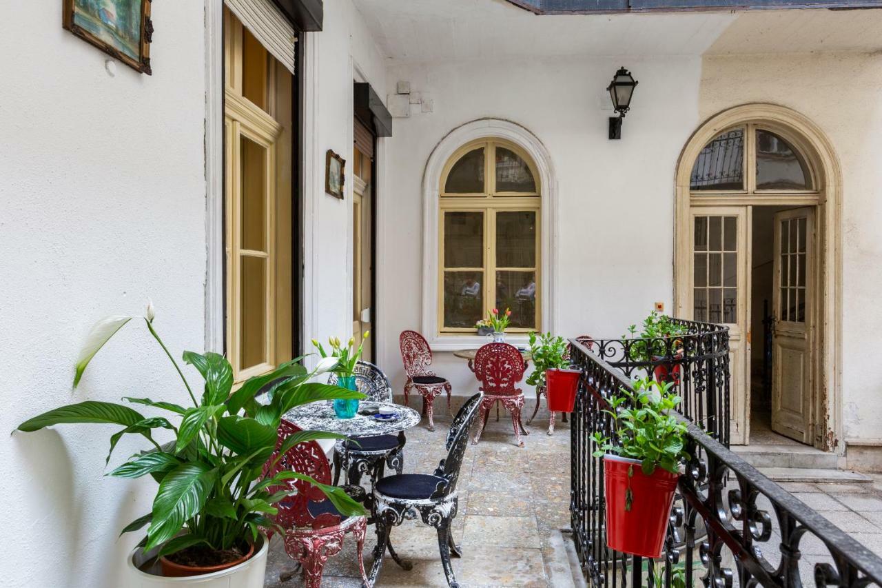 Vintage Home In The Center 부다페스트 외부 사진