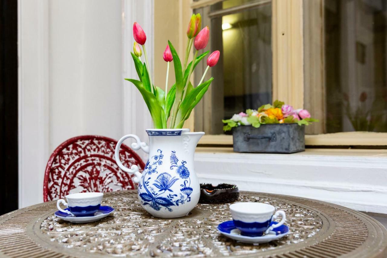 Vintage Home In The Center 부다페스트 외부 사진